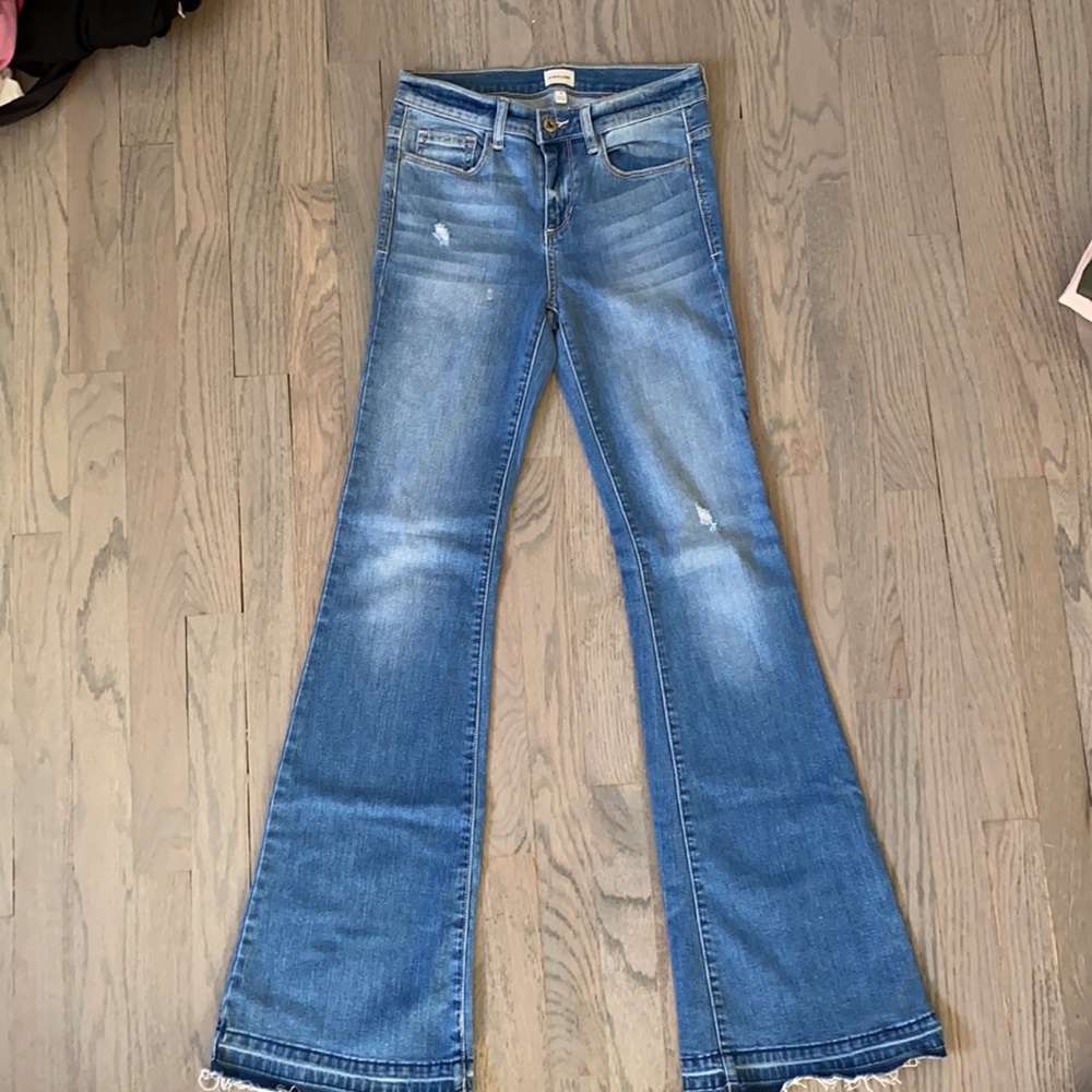 Sneak peek jeans SIZE 3